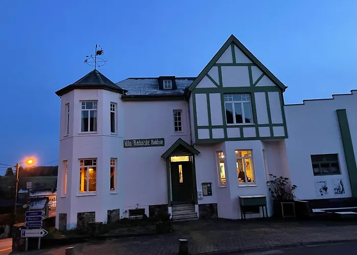 Couette-café La Reduiste 3*